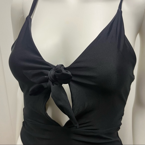 Maree Maree black one piece‎ swimsuit size 4 - Picture 2 of 6